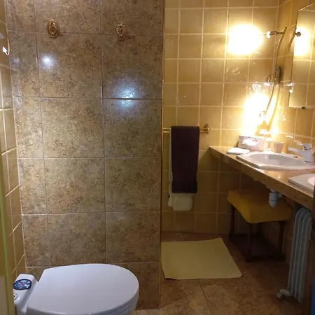 Гостевой дом Location Meuble De Tourisme La Rose Des Fables